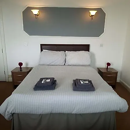 Hotel Highlander
