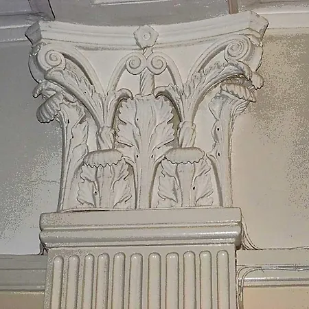 Hotel Highlander